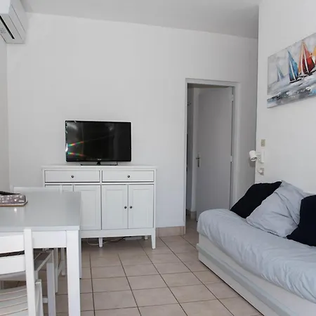 : T2 + Cabine, Clim, Parking, Acces - Fr-1-803-88 Apartamento Le Lavandou
